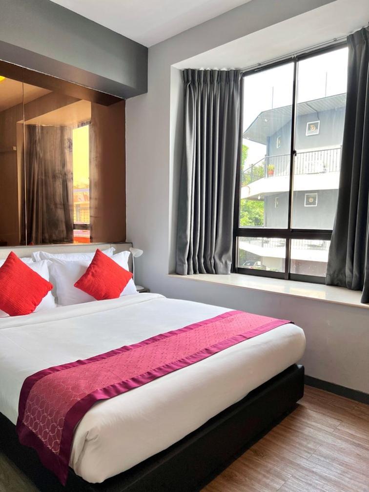 Bayu 23 Hotel Kota Kinabalu Bagian luar foto